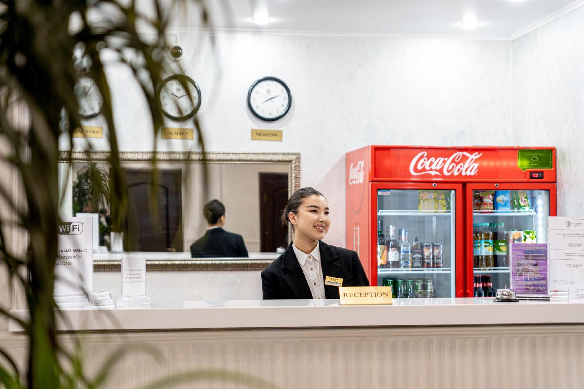 Mildom Express Otel Almatı Dış mekan fotoğraf
