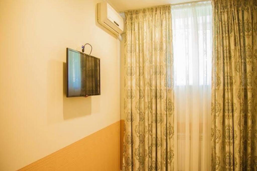 Mildom Express Otel Almatı Dış mekan fotoğraf